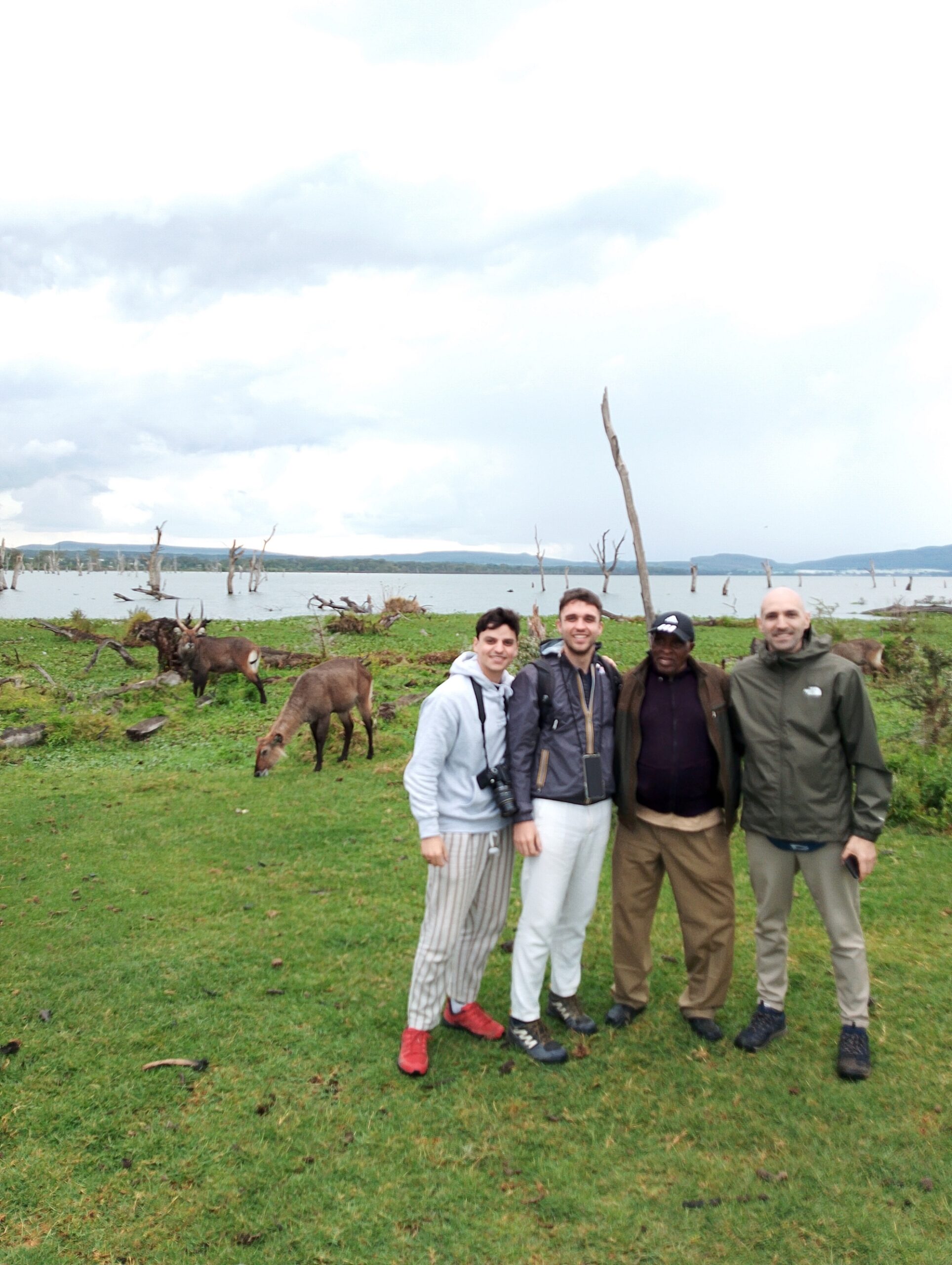 rip Highlights

Boat safaris

Hippos and birdlife

Crescent Island walks